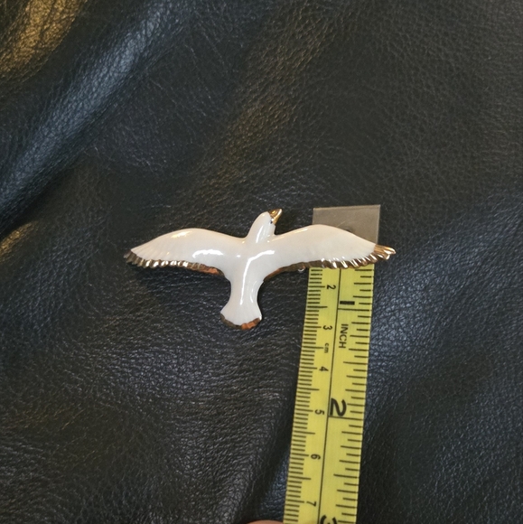 Porcelain & gold artisan seagull brooch pin - Picture 7 of 7